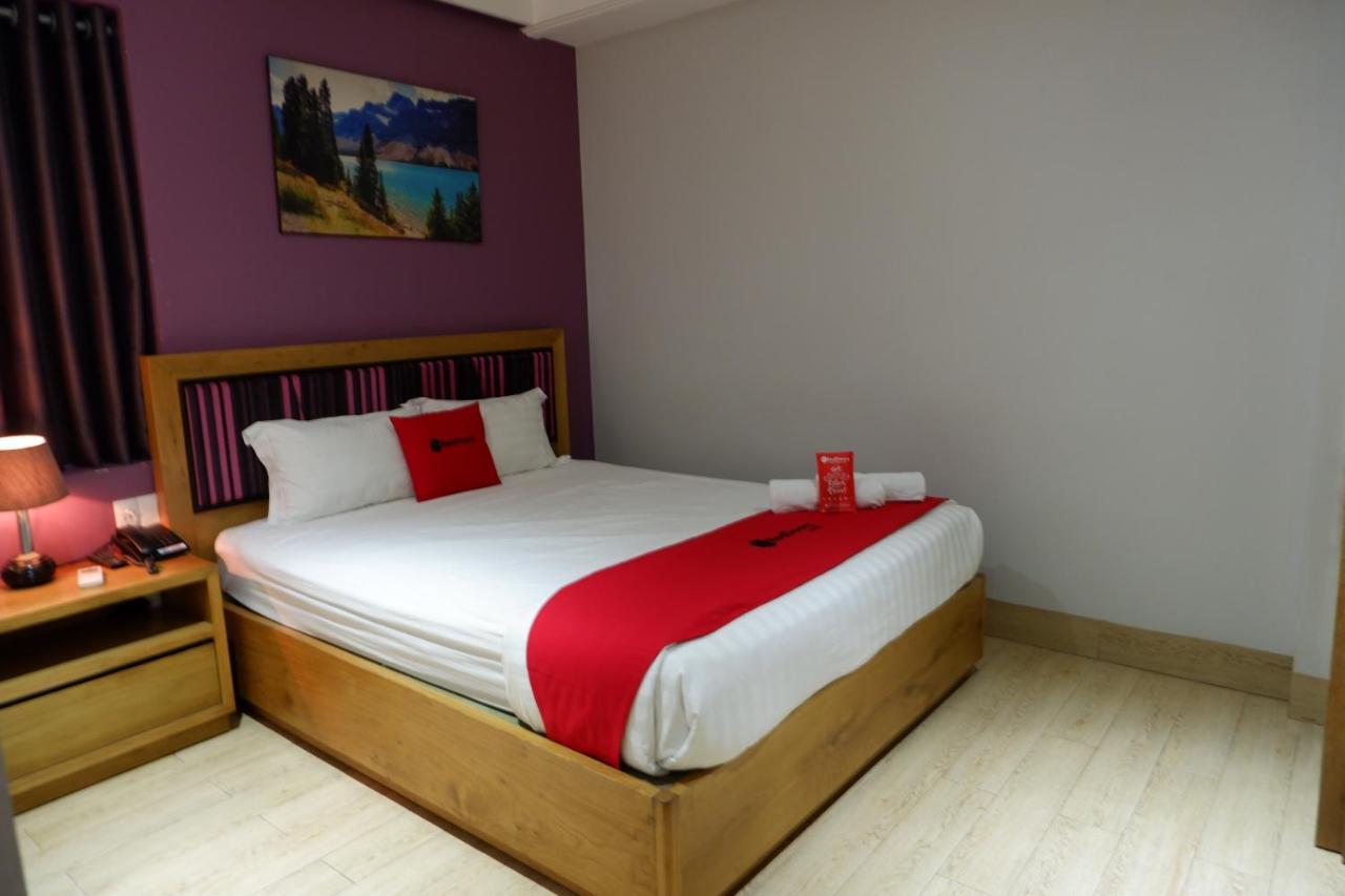 Khách sạn Reddoorz Salla 2 Kdc Trung Son TP. Hồ Chí Minh